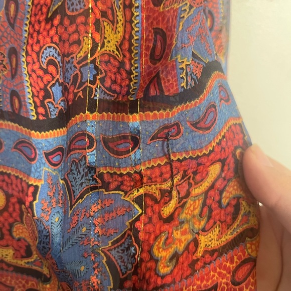 1970s Vintage The Silk Farm sheer silk button front blouse size 6 - Picture 9 of 11